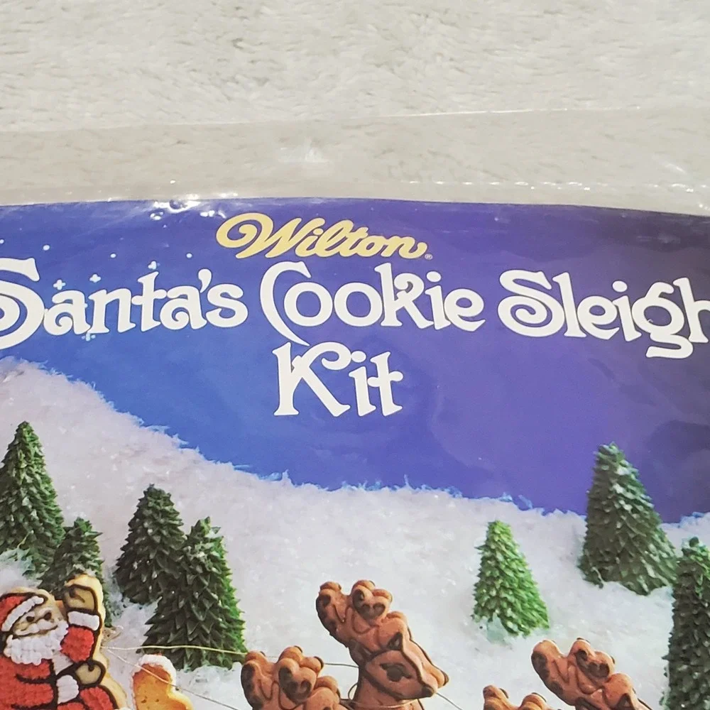 NEW Vintage 1983 80s Wilton's Cookie Cutters Santa Christmas Reindeer Sleigh Kit